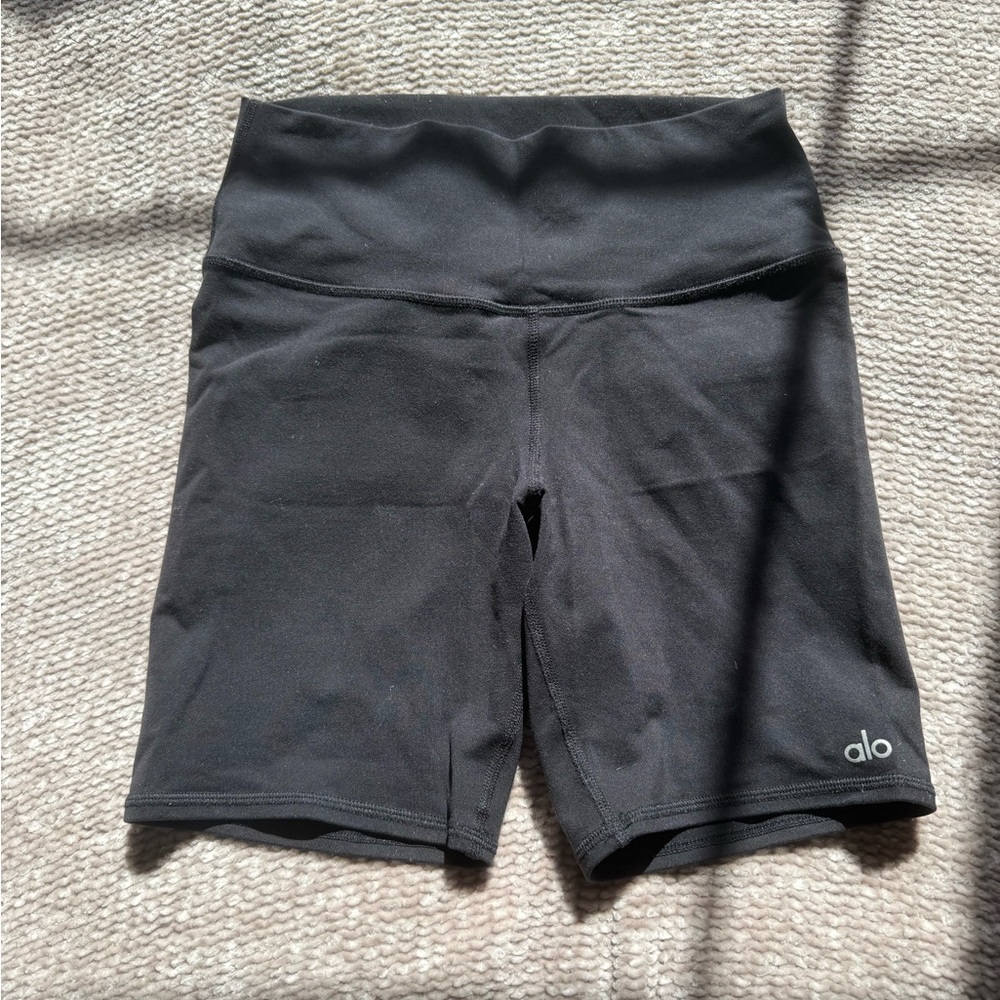 ALO Yoga Women's Black Bike Shorts